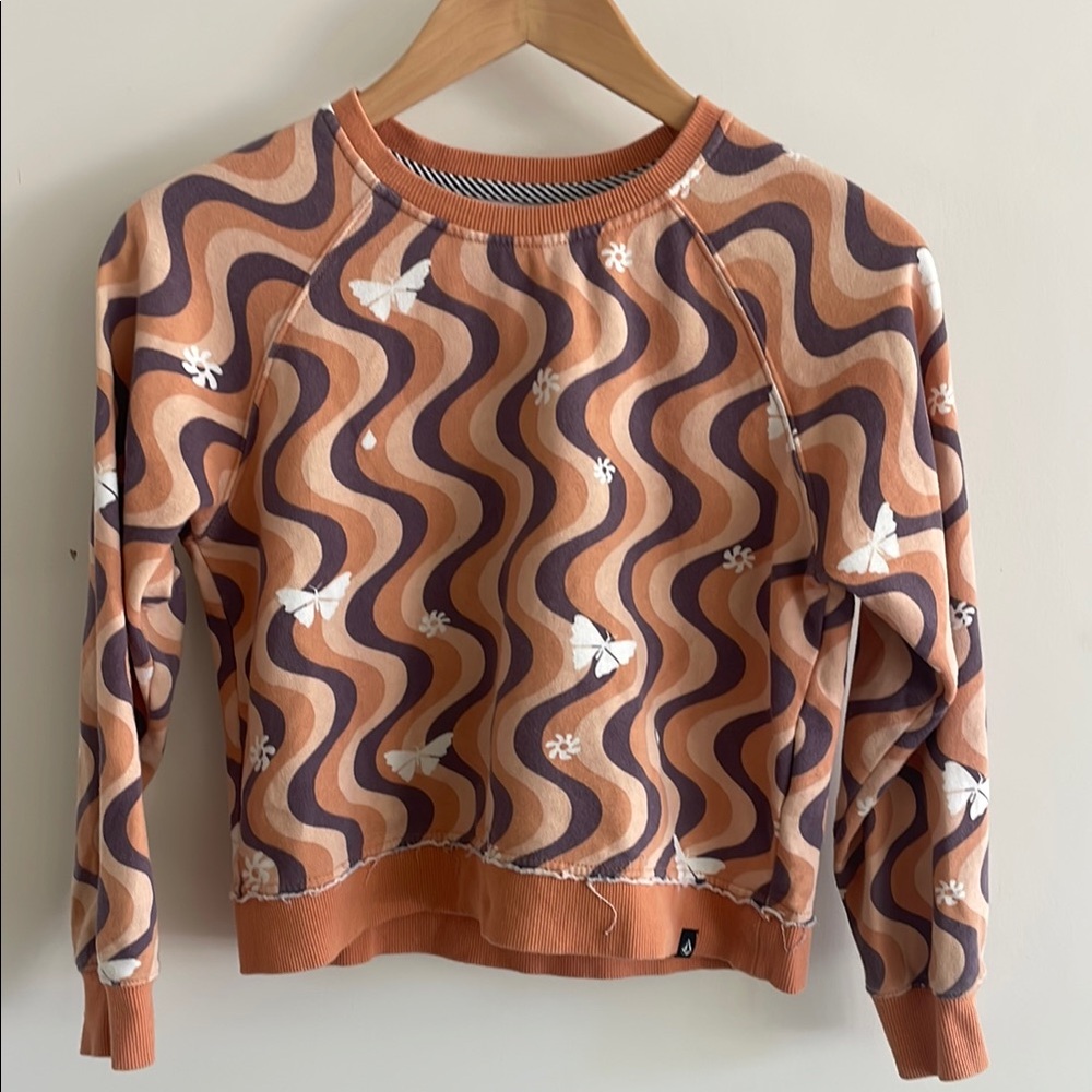 Girls. Volcom sweatshirt